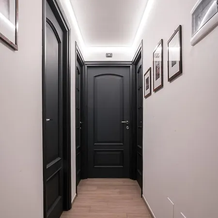 Sweet - Center With Jacuzzi Генуя